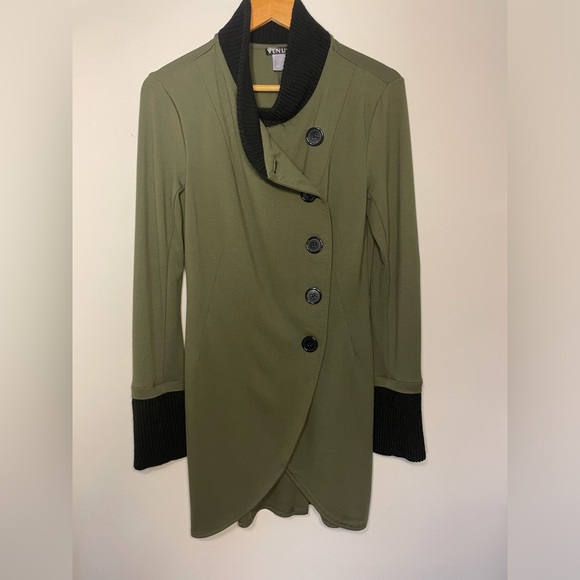 Venus Knit Asymmetrical Big Button-Front Jacket Top Olive Womens Sz 4 Equestrian - Picture 12 of 12